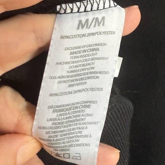 Wear by Erin Andrews NHL Vegas Golden Knights Lace Up Women’s Cropped Sweatshirt - Picture 9 of 13